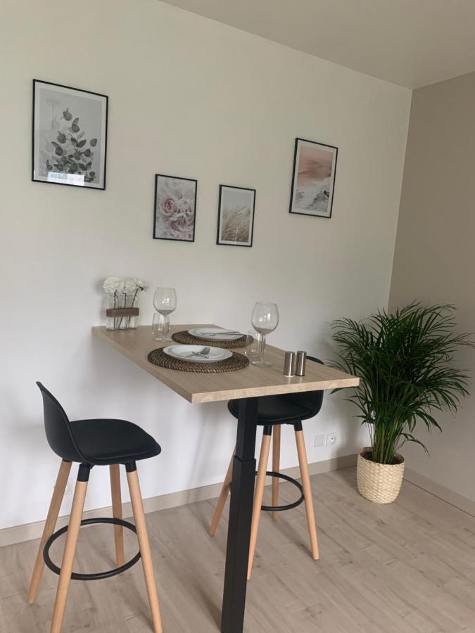 Studio 30M2 - Au Pied De La Gare - Parking Cergy Kültér fotó